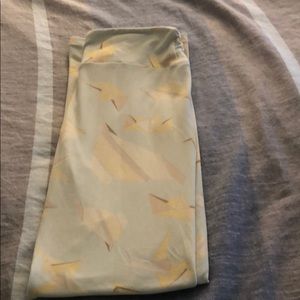 Lularoe leggings